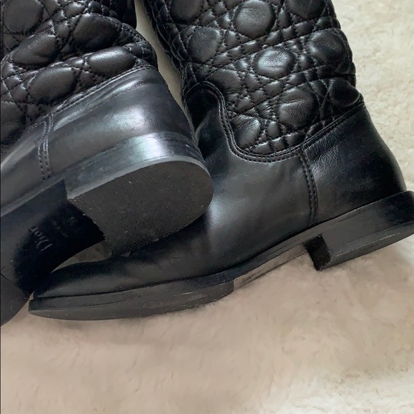 Boot - Picture 6 of 11